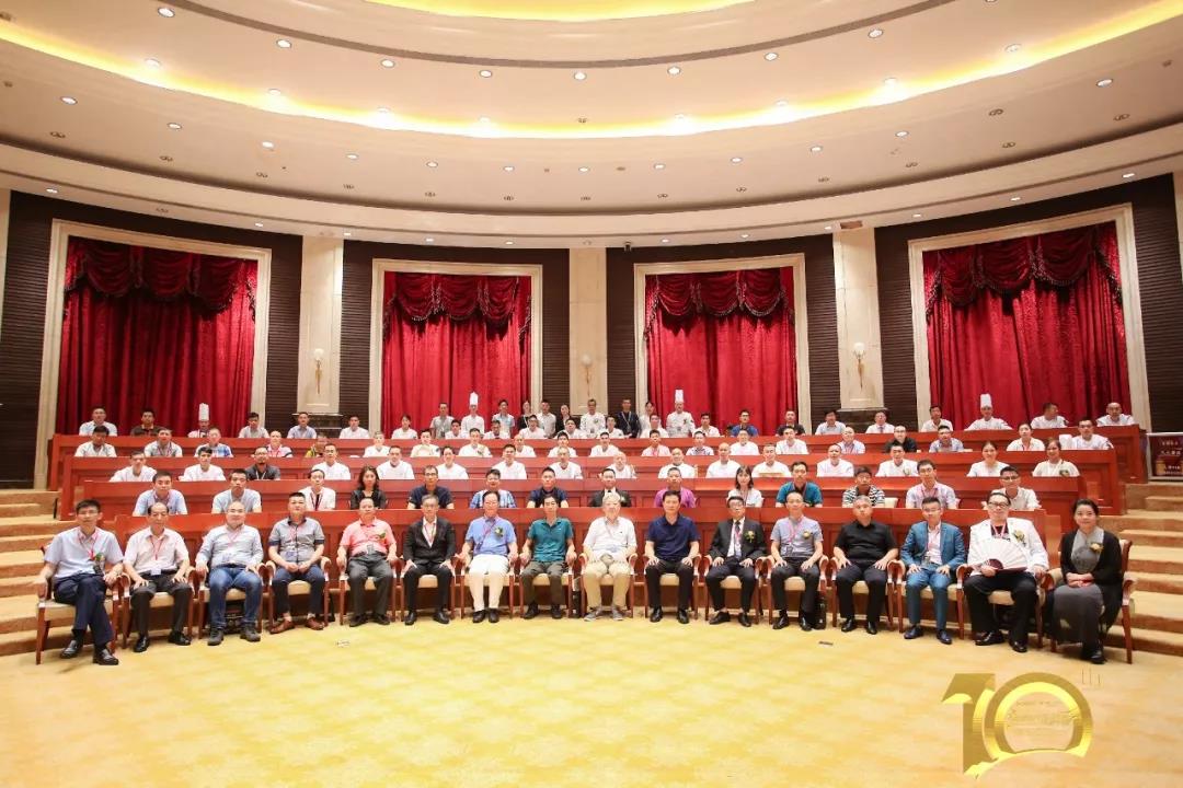 董事長唐樹松榮獲中國商廚行業(yè)“終生成就獎”